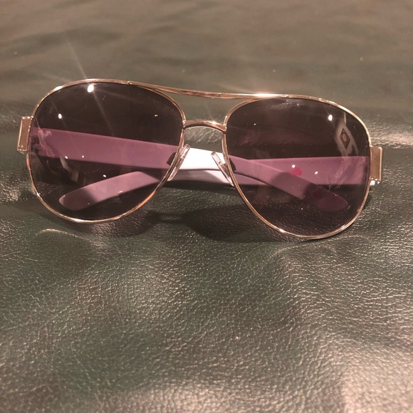 Accessories - Sunglasses